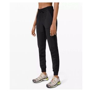 NWT Lululemon Beyond the studio jogger